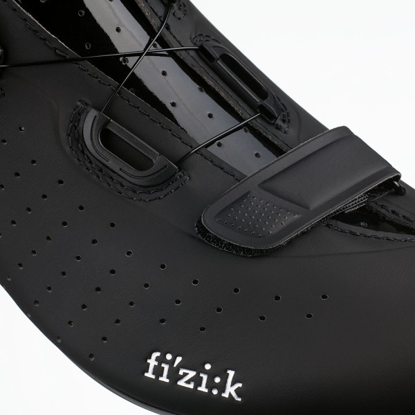 FIZIK TEMPO OVERCURVE R5 SHOES BLACK/BLACK | Reference: TPR50CMI2-1010 FIZIK TEMPO OVERCURVE R5 SHOES BLACK/BLACK | Reference: TPR50CMI2-1010