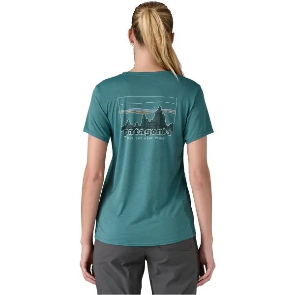 T-SHIRT PATAGONIA CAP COOL DAILY GRAPHIC DONNA 73 SKYLINE WETLAND BLUE X DYE | Codice: 45250.SKWX